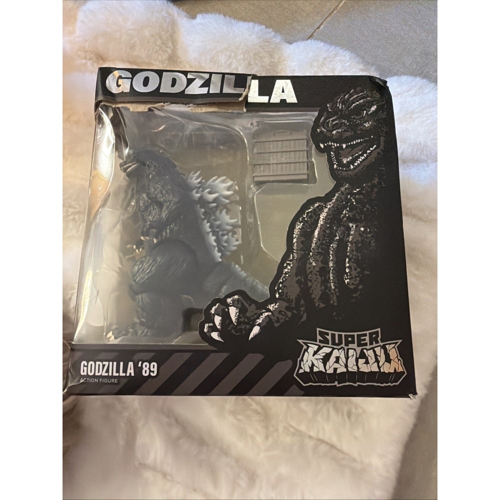 Godzilla 2002 Super7 Toho Super Kaiju Wave 03 Action Figure New In Box Damage
